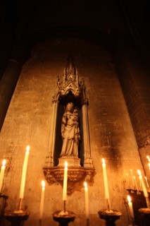 France, ile de france, paris 6e arrondissement, place saint germain des pres, eglise saint germain des pres, religion catholique, interieur, detail vierge a l'enfant dite notre dame de la consolation....