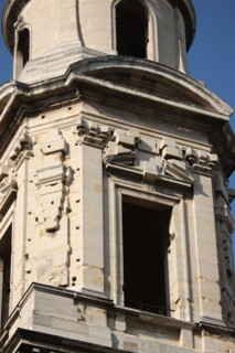 France, ile de france, paris 6e arrondissement, place saint sulpice, eglise saint sulpice, tour sud inachevee, travaux, pierre.
Date : 2011-2012