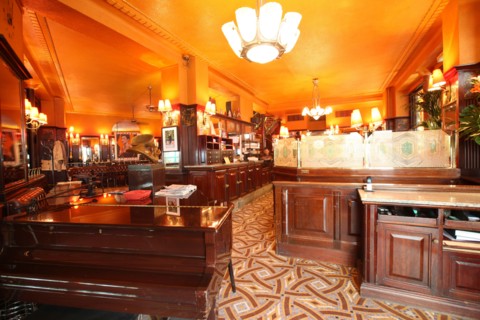 France, ile de france, paris 6e arrondissement, 171 boulevard du montparnasse, la closerie des lilas, restaurant, brasserie, monument historique, rive gauche.
Date : 2011-2012