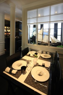 France, ile de france, paris 6e arrondissement, 9 rue de l'Ecole de Medecine, creperie restaurant, compagnie de bretagne, decoration de pierre yves rochon, architecte.
Date : 2011-2012