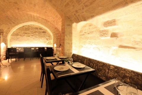 France, ile de france, paris 6e arrondissement, 9 rue de l'Ecole de Medecine, creperie restaurant, compagnie de bretagne, decoration de pierre yves rochon, architecte.
Date : 2011-2012