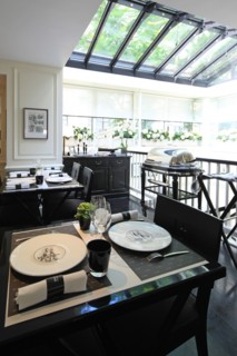 France, ile de france, paris 6e arrondissement, 9 rue de l'Ecole de Medecine, creperie restaurant, compagnie de bretagne, decoration de pierre yves rochon, architecte.
Date : 2011-2012