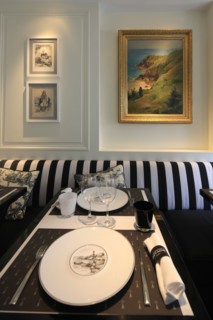 France, ile de france, paris 6e arrondissement, 9 rue de l'Ecole de Medecine, creperie restaurant, compagnie de bretagne, decoration de pierre yves rochon, architecte.
Date : 2011-2012
