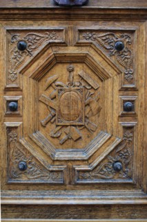 France, ile de france, paris 7e arrondissement, 14 rue vaneau, maison de 1835 neo renaissance, philibert delorme, architecture, decor, renovation, detail sculpture, porte.
Date : 2011-2012