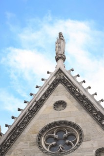 France, ile de france, paris 7e arrondissement,rue saint dominique, square samuel rousseau, basilique sainte clotilde, pinacle, detail facade

Date : 2011-2012