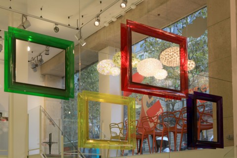 France, ile de france, paris 7e arrondissement, 242 boulevard saint germain, showroom kartell, design, mobilier, decoration

Date : 2011-2012