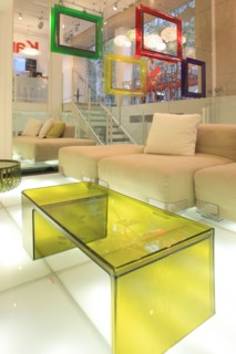 France, ile de france, paris 7e arrondissement, 242 boulevard saint germain, showroom kartell, design, mobilier, decoration

Date : 2011-2012
