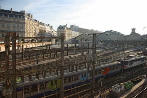 France, ile de france, paris 8e arrondissement, gare saint lazare, train, voies ferrees, sncf, rail,  place de l'europe

Date : 2011-2012