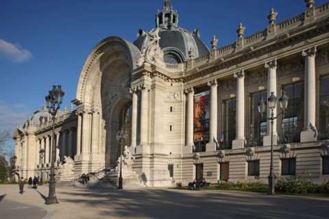 France, ile de france, paris 8e arrondissement, avenue winston churchill, petit palais, facade sur rue

Date : 2011-2012