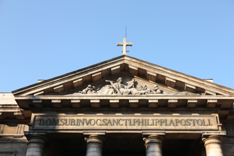 France, ile de france, paris 8e arrondissement, eglise saint philippe du roule, 154 rue du faubourg saint honore, architecte chalgrin, facade, colonnes, porche

Date : 2011-2012
