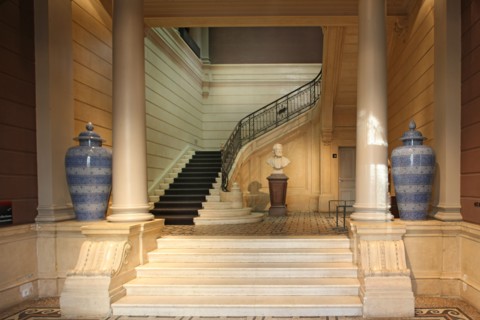 France, ile de france, paris 8e arrondissement, 7 rue velasquez, musee cernuschi, musee des arts asiatiques, mairie de paris, culture, hotel particulier, grand escalier, buste d'henri cernuschi

Date ...
