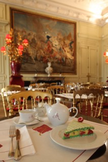 France, ile de france, paris 8e arrondissement, 158 boulevard haussmann,  cafe jacquemart, musee jacquemart andre, salon de the,  tapisseries et patisserie

Date : 2011-2012