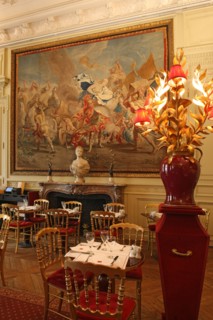 France, ile de france, paris 8e arrondissement, 158 boulevard haussmann,  cafe jacquemart, musee jacquemart andre, salon de the,  tapisseries et patisserie

Date : 2011-2012