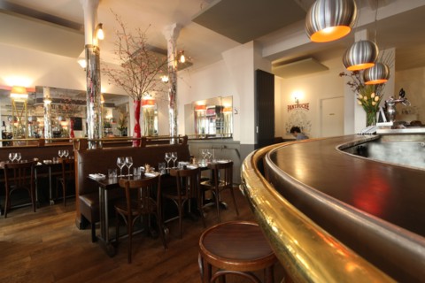 France, ile de france, paris  9e arrondissement, 3 rue victor masse, restaurant pantruche, gastronomie, salle

Date : 2011-2012