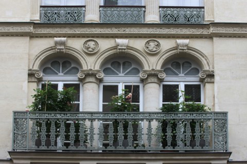 France, ile de france, paris 9e arrondissement, rue notre dame de lorette, immeuble, no52, restauration, decor, sculpture

Date : 2011-2012