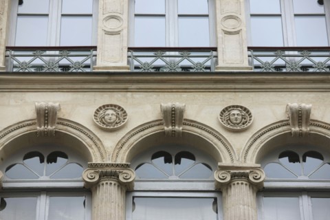 France, ile de france, paris 9e arrondissement, rue notre dame de lorette, immeuble, no52, restauration, decor, sculpture

Date : 2011-2012