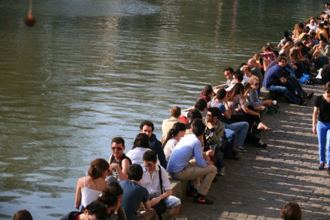 France, ile de france, paris 10e arrondissement, canal saint martin, quai de valmy

Date : 2011-2012