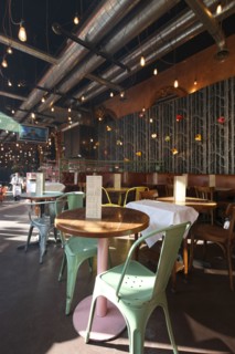 France, ile de france, paris 10e arrondissement, 32 boulevard poissonniere, bar, le brebant, terrasse, salle, cafe

Date : 2011-2012