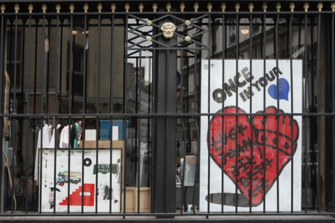 France, ile de france, paris, 11e arrondissement, 2 passage thiere, galerie lazy dog, street art

Date : 2011-2012