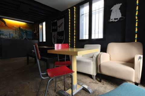 France, ile de france, paris 11e arrondissement, 8 rue neuve popincourt, bar udo, musique electro, bar berlinois, biere, allemagne

Date : 2011-2012