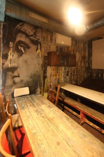 France, ile de france, paris 11e arrondissement, 18 rue du faubourg du temple, la favela chic, restaurant, bar, club

Date : 2011-2012