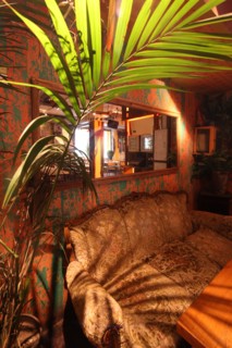 France, ile de france, paris 11e arrondissement, 18 rue du faubourg du temple, la favela chic, restaurant, bar, club

Date : 2011-2012