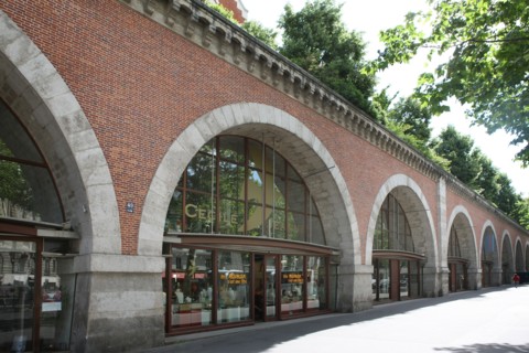 France, ile de france, paris, 12e arrondissement, viaduc des arts, avenue daumesnil

Date : 2011-2012