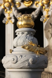 France, ile de france, paris 7e-16e arrondissement,  pont alexandre III, seine,  salamandre, quai,
