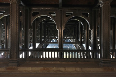 France, ile de france, paris 7e-16e arrondissement pont alexandre III, sous le pont, arches metalliques, rivets, fives lille,