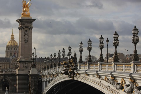 France, ile de france, paris 7e-8e arrondissement, seine, pont alexandre III, Nymphes de la Neva (vers 1900), sculpteur Georges Recipon (1860-1920)