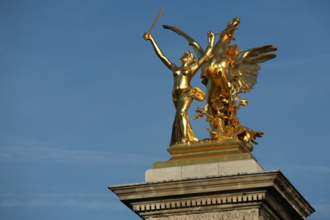 France, ile de france, paris 7e-16e arrondissement, pont alexandre III, seine, sculpture, statue, renommee,