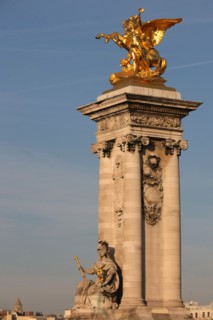 France, ile de france, paris 7e-16e arrondissement, pont alexandre III, seine, sculpture, statue,