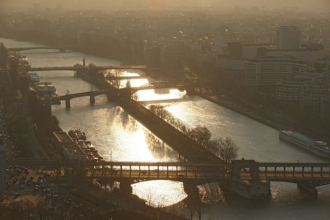 France, ile de france, paris 7e arrondissement, tour eiffel, vue depuis le 2e etage, vers l'ouest, seine, pont de bir hakeim,