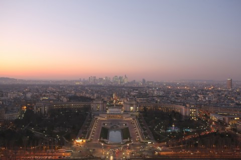 France, ile de france, paris 7e arrondissement, tour eiffel, vue depuis le premier etage, champ de mars, ecole militaire, tour montparnasse, nuit,