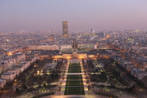 France, ile de france, paris 7e arrondissement, tour eiffel, vue depuis le 2e etage, champ de mars, tour montparnasse, nuit,
