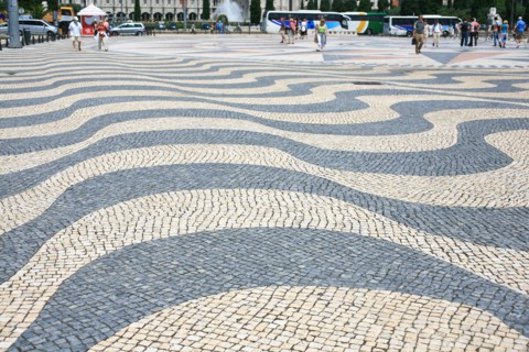 portugal, lisbonne, lisboa, signes de ville, belem, monument des decouvertes, place, pont sur le tage, sculpture
Date : septembre 2011