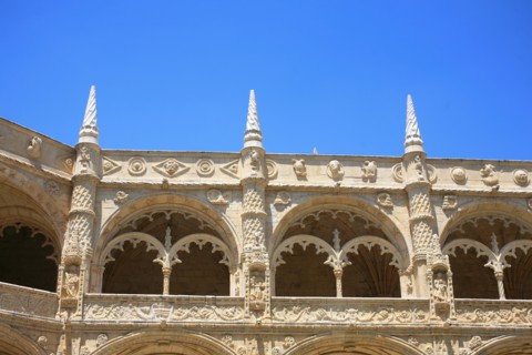 portugal, lisbonne, lisboa, signes de ville, belem, monastere des Hieronimytes, monasteiro dos jeronimos, couvent, cloitre, detail sculpture, statue, ornement
Date : septembre 2011