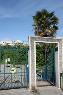 France, ile de france, paris 13e arrondissement, 22 Rue Pierre Gourdault, square heloise et abelard, jardin public,


Date : 2011-2012
