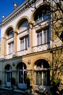 France, ile de france, paris 9e arrondissement, 1 rue de la tour des dames, hotel de mademoiselle mars, hotel particulier, facade sur jardin, auberge de jeunesse bvj,