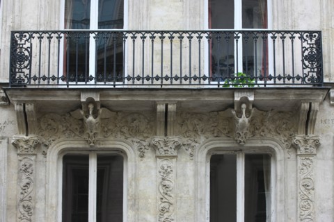 France, ile de france, paris 9e arrondissement, rue notre dame de lorette, immeuble, no49, restauration, decor, sculpture,