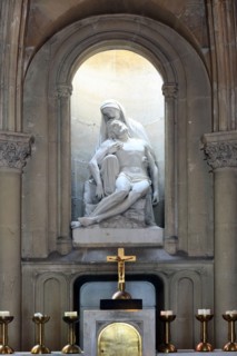 France, ile de france, paris 17e arrondissement, place du general koenig, eglise notre dame de compassion, chapelle de ferdinand d'orleans, sculpture du choeur,