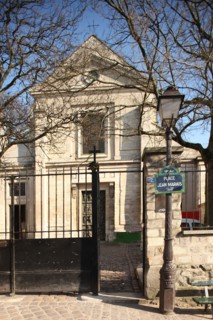 France, ile de france, paris 18e arrondissement, eglise saint pierre de montmartre, place jean marais, adelaide de savoie, detail bas relief portes,
