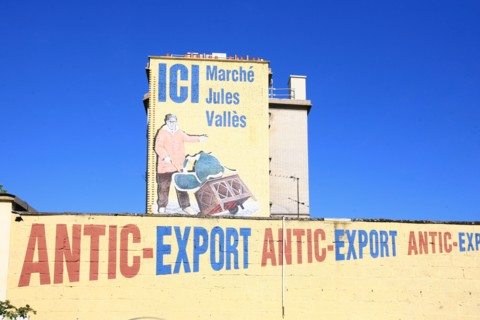 France, ile de france, paris 18e arrondissement, puces de saint ouen, rue jules valles pres du marche jules valles, mur peint, fresque,