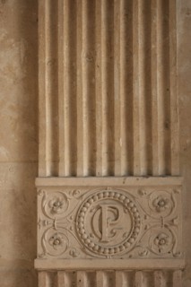 France, ile de france, paris 8e arrondissement, 7 rue tronchet, hotel de pourtales, club sfr, entree, couloir, decor mur, monogramme,


Date : Ete 2012