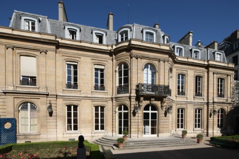 France, ile de france, paris 9e, 9 rue drouot, mairie du 9e arrondissement, hotel d'augny, facade sur jardin, hotel particulier,


Date : Ete 2012