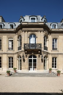 France, ile de france, paris 9e, 9 rue drouot, mairie du 9e arrondissement, hotel d'augny, facade sur jardin, hotel particulier,


Date : Ete 2012