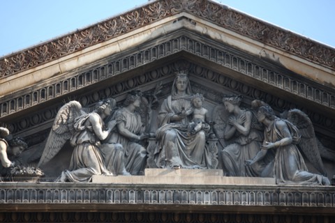 France, ile de france, paris 9e arrondissement, 18 rue de chateaudun, eglise notre dame de lorette, facade, architecte hippolyte lebas, colonnes, fronton, sculpture,


Date : Ete 2012