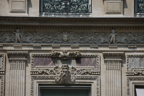 France, ile de france, paris 9e arrondissement, 34 rue de chateaudun, immeuble neo renaissance, restaure, detail facade sur rue, decor,


Date : Ete 2012