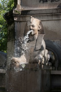 France, Region Ile de France, Paris 1er arrondissement, place du Chatelet, fontaine, sculpture, Egypte,