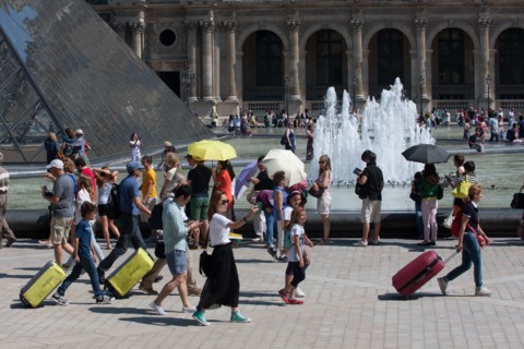 France, Region Ile de France, Paris 1er arrondissement, Musee du Louvre, place de la Pyramide, Ieoh Ming Pei,